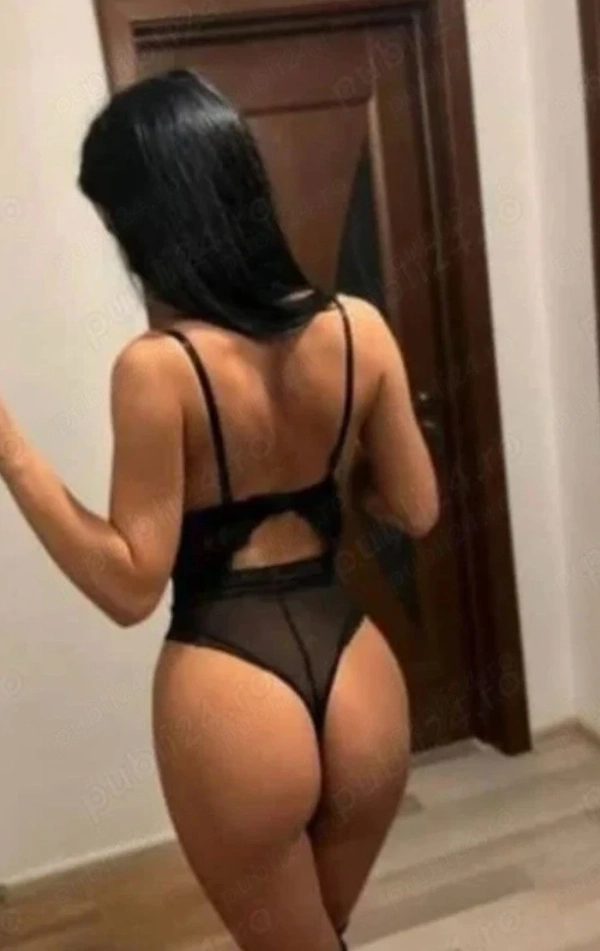 Buna sunt amalia 19 ani