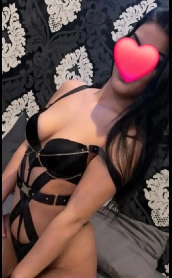 Pornista reala xxx - imagine 4
