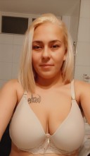 Blonda noua în orașul tău - imagine 3