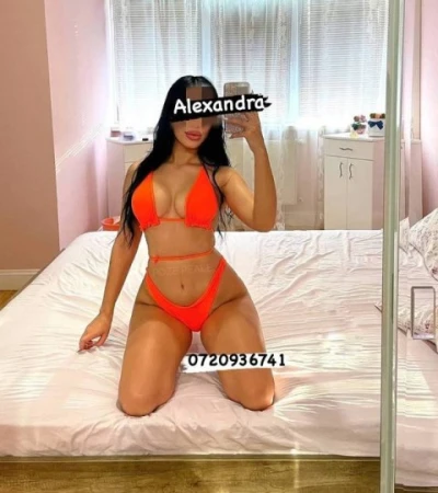 Alexandra reala in totalitate