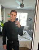 Un bărbat frumos disponibil pentru tine - imagine 1