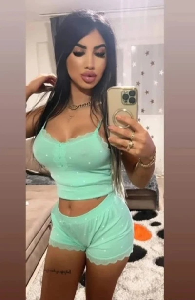 Buna sunt noua an orasul tau fac si deplasare