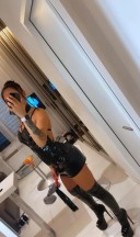 Pentru prima data în orașul tău annays , bruneta cu mult bun simț - imagine 4