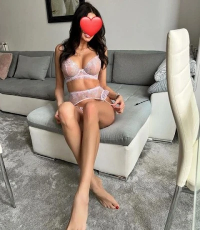 Eva bruneta sexy 1,80, reală 100% pallady