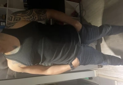 Barbat tanar 35 ani ofer companie doamnelor si domnisoarelor, accept si cupluri