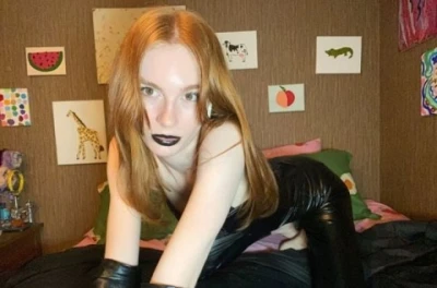 Show Web Whatsapp, dominare, sexting, filmulete,FOOT fetish si mai multe