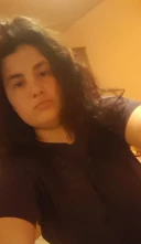 Brunetă dulce minionă - imagine 1