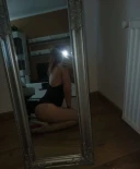 Show erotic (fata din vecini) doar whatsapp - imagine 3