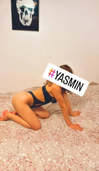 Yasmin Noua in oras! 19 anisori!