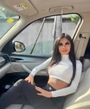 O Bruneta Sexy tare te asteapta in pijamale - imagine 4