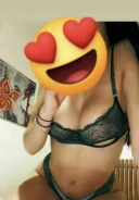 Bruneta sexy! New azi ajunsa! - imagine 1