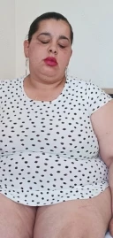 Erica unkuroica str pelicanului 14 Bloc 44B Brașov - imagine 1