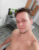 Tânăr ofer companie doamnelor și domnișoarelor,cuplurilor... - imagine 1