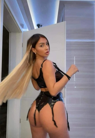 Rebeca prima Data in cluj te astept