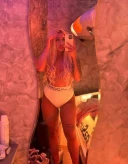 Daria ,Blonda jucăușa ! - imagine 2