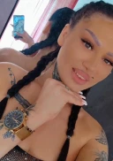 Fac si deplasari la hotel am si pirsing in zona intima - imagine 2