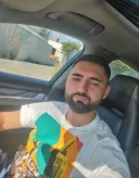 Sunt Răzvan și fac servicii personale la hotel sau acasă la persoane doritoare de momente speciale - imagine 1