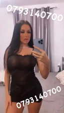 Bruneta Siliconata ! - imagine 1