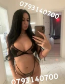 Bruneta Siliconata ! - imagine 3