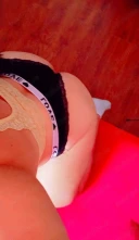 Emilia 28 de ani!poze relale - imagine 1