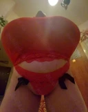 Nouă în zona tânără 20 de ani , caut colegă - imagine 1