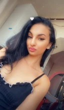 Nouă în Oraș! Reală 100%!! Party!! - imagine 1