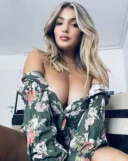 Blondina amuzanta si iubitoare - imagine 1