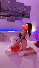 Buna mă numesc Mona sunt noua în orașul vostru - imagine 2