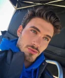 Relatie bazata pe respect, confidentialitate, intimitate - imagine 1