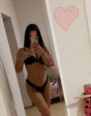 Bruneta sexi poze reale - imagine 1