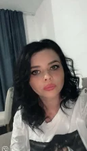 Bruneta cu ochii verzi reala 100 - imagine 1