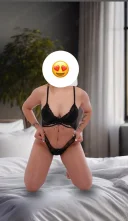 Pentru 3 zile la tine in oras am 20 de ani te astept kiss - imagine 3