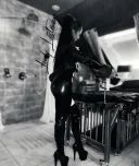 Stapana tania te astept sa fi sclavul meu - imagine 4