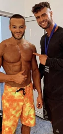 Masaj erotic pentru doamne la 4 maini - imagine 1