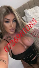 Blonda top am locatie ofer si deplasari sau web - imagine 3