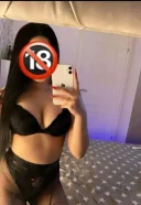 Buna ma numesc giulia si sunt noua in orasul tau te astept pentru clipe de neuitatfac si deplasari - imagine 3