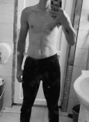 Nou la voi in oras - imagine 1