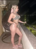 Blonda bomba prima oara in orasul tau 3 zile - imagine 3