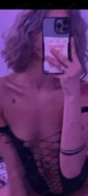 Carina transexuala tratament hormonal 18 cu 4 in chilotei - imagine 3