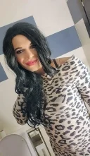 Cuplu doua transexuale - imagine 3