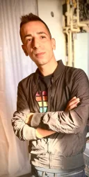 Baeat discret 28 de ani - imagine 1