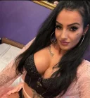 Brunetta cu tatuaje - imagine 2