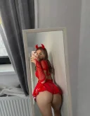 Blonda senzuala si jucausa studenta bucuresti 18 ani - imagine 1