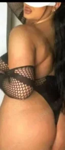 Doamna matura cu forme 40 - imagine 1