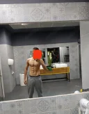 Gigolo dotat - imagine 1