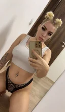 Blonda reala garantez revenirea militari rezident - imagine 1