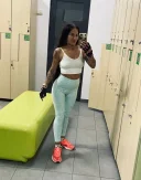 Show web poze nud - imagine 1