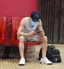 David hai sa ne distram - imagine 3