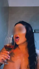 Bruneta noua in orasul tau - imagine 2