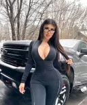 Buna caut un domn generos sa fie mos nicolae pentru mine - imagine 2